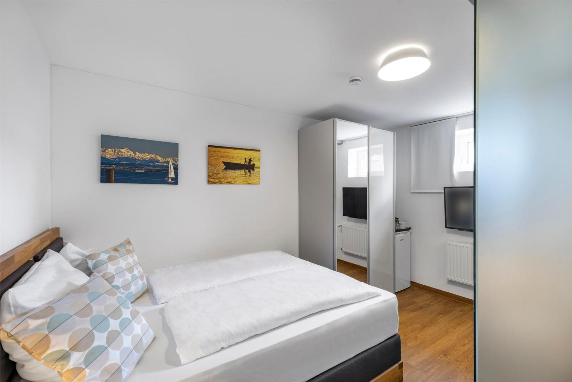 Hotel Garni Sonnengruss Hagnau Exteriör bild