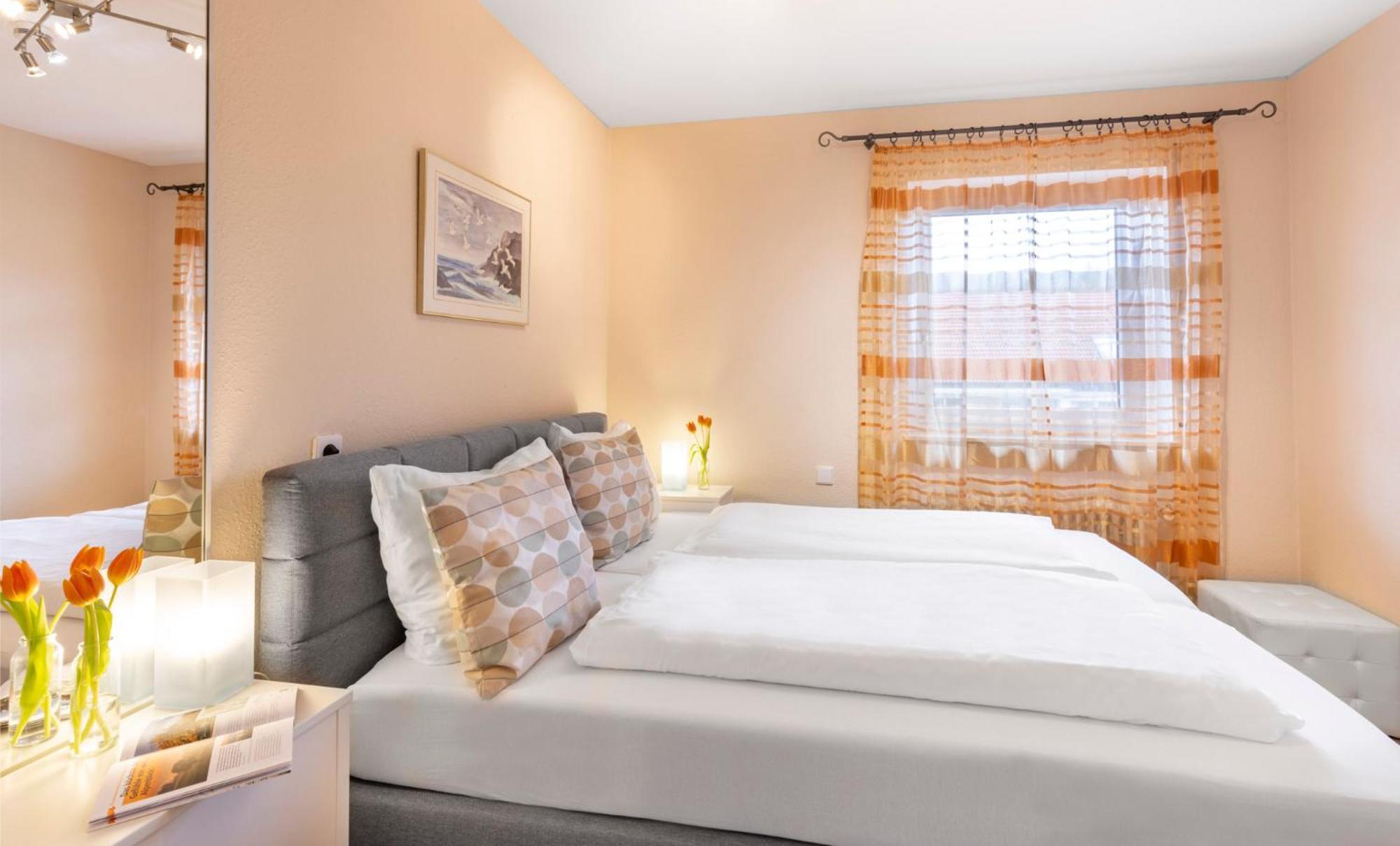 Hotel Garni Sonnengruss Hagnau Exteriör bild